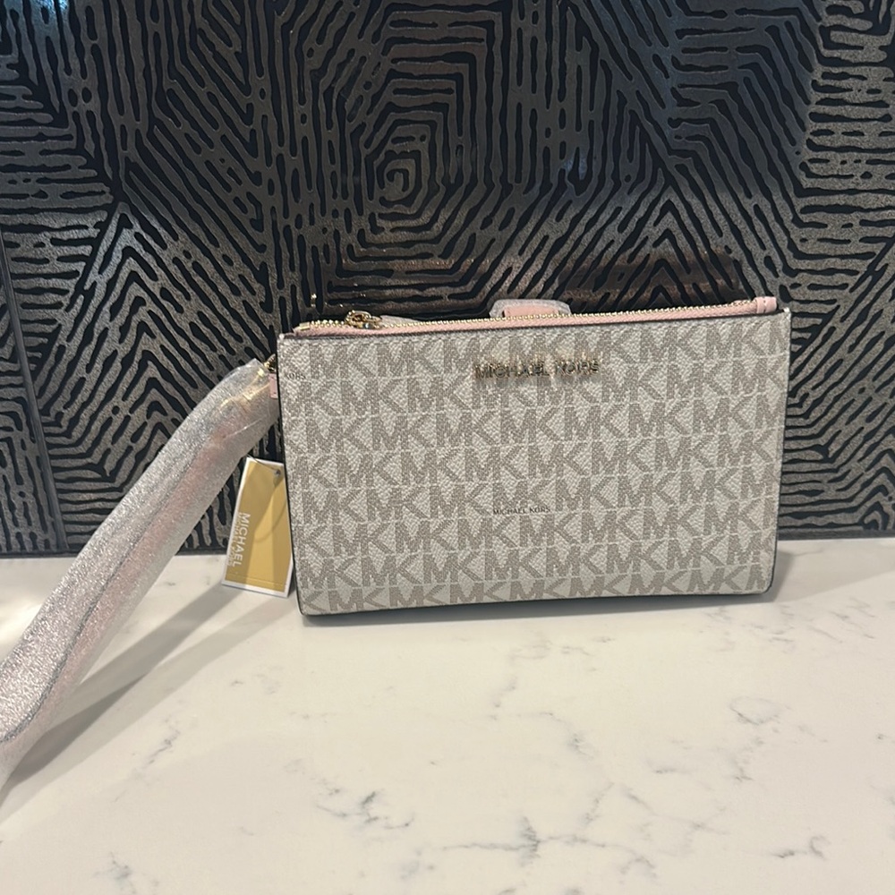 Michael Kors White and Gold Women's Bag